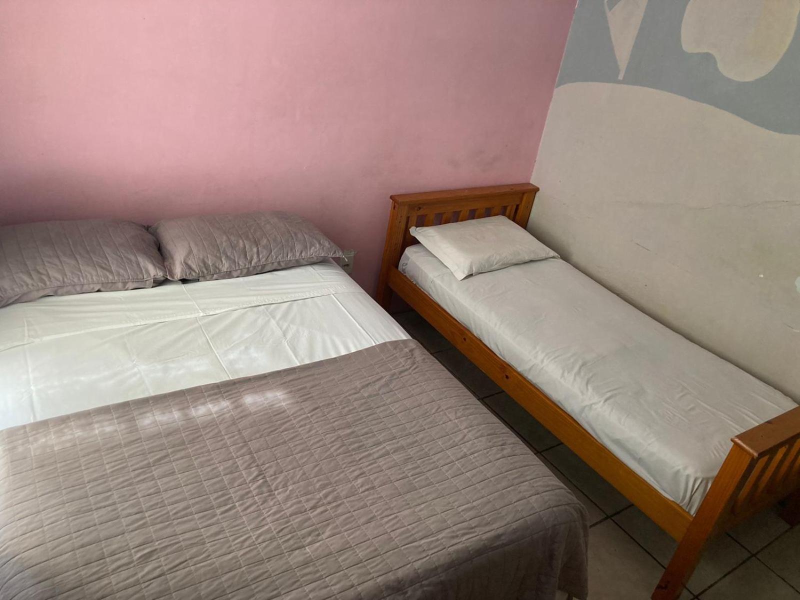 Hostel Do Lucca Порту-Алегри Экстерьер фото